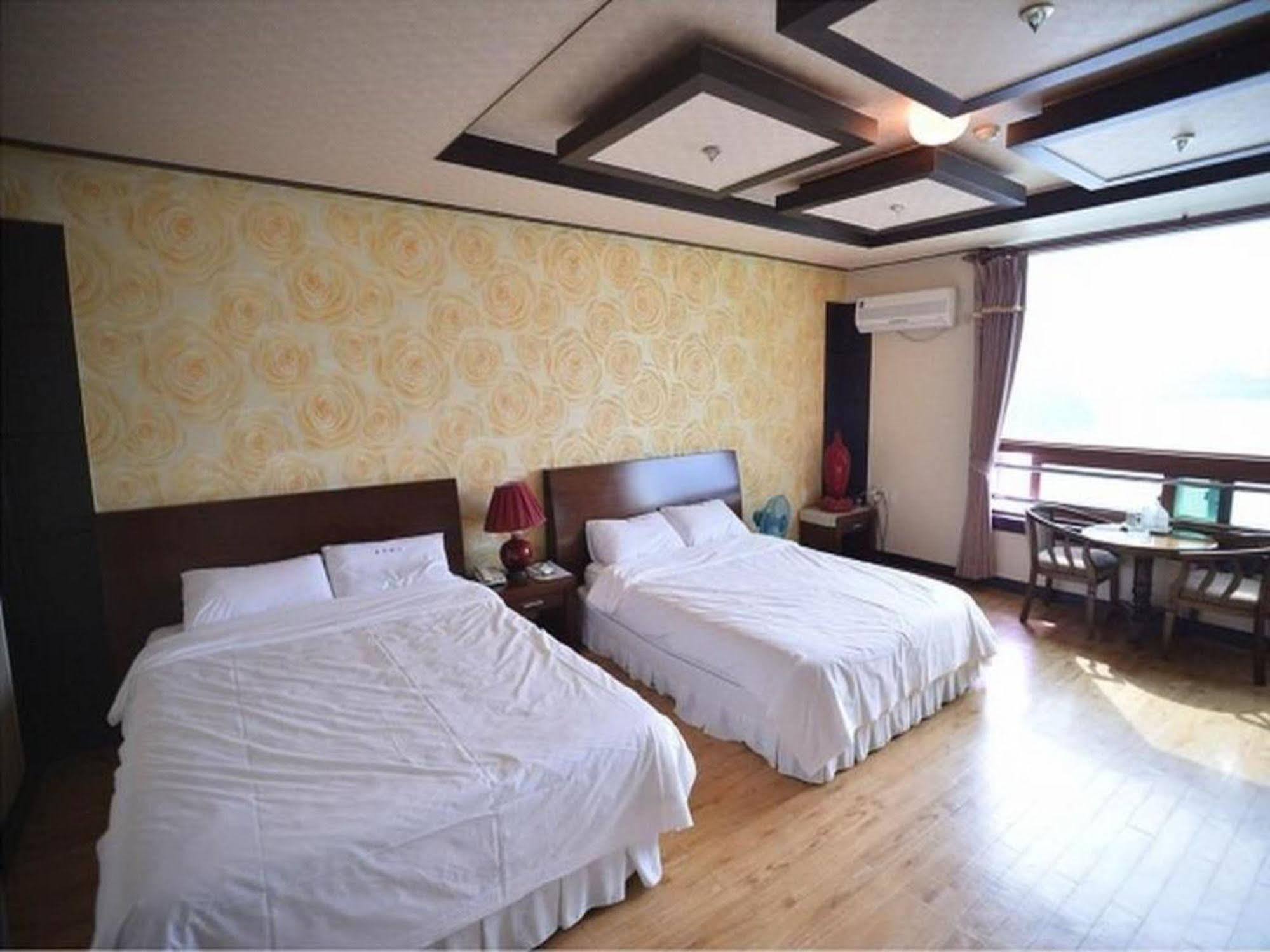 Am Ort Hotel Yeosu Luaran gambar