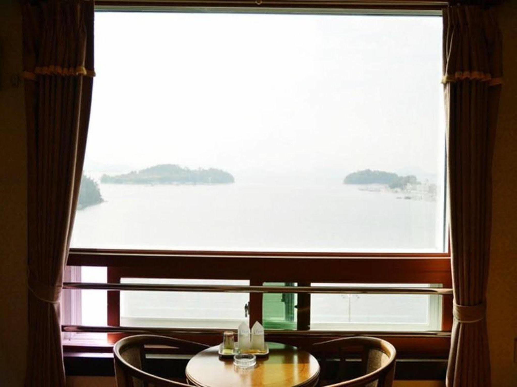 Am Ort Hotel Yeosu Luaran gambar