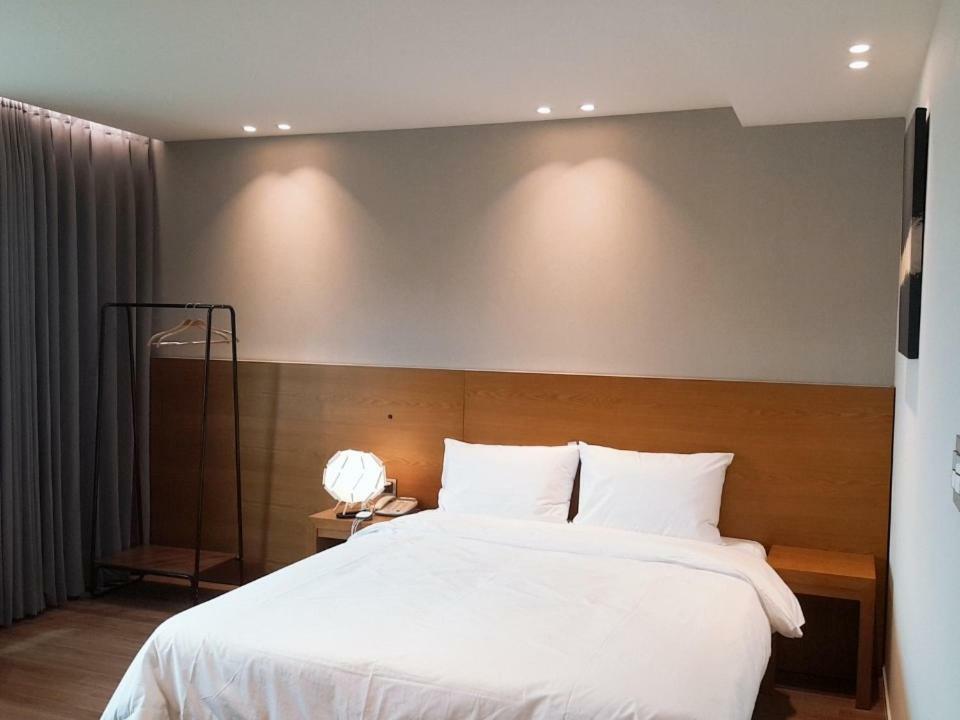Am Ort Hotel Yeosu Luaran gambar