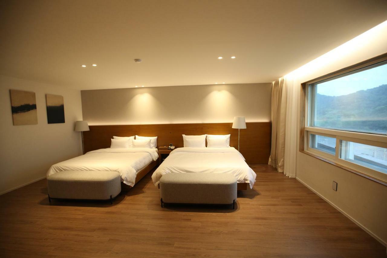 Am Ort Hotel Yeosu Luaran gambar